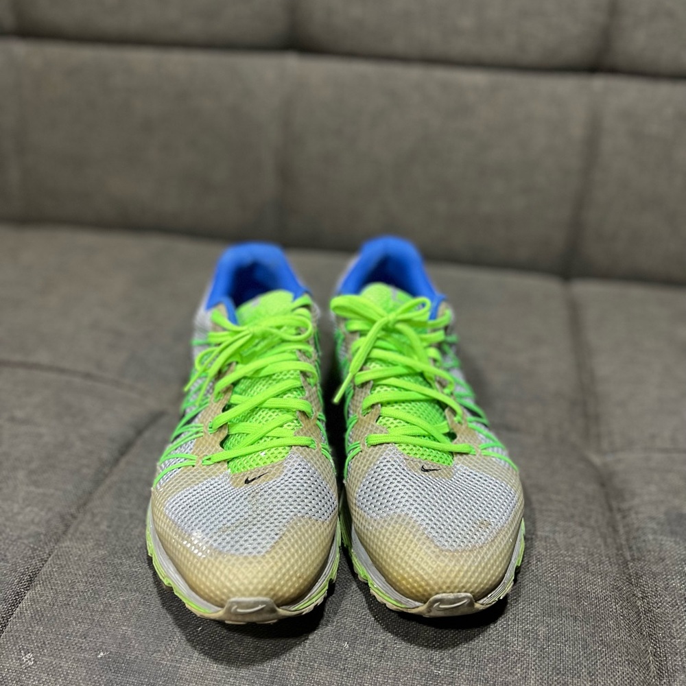 Nike - Picture 3 of 4